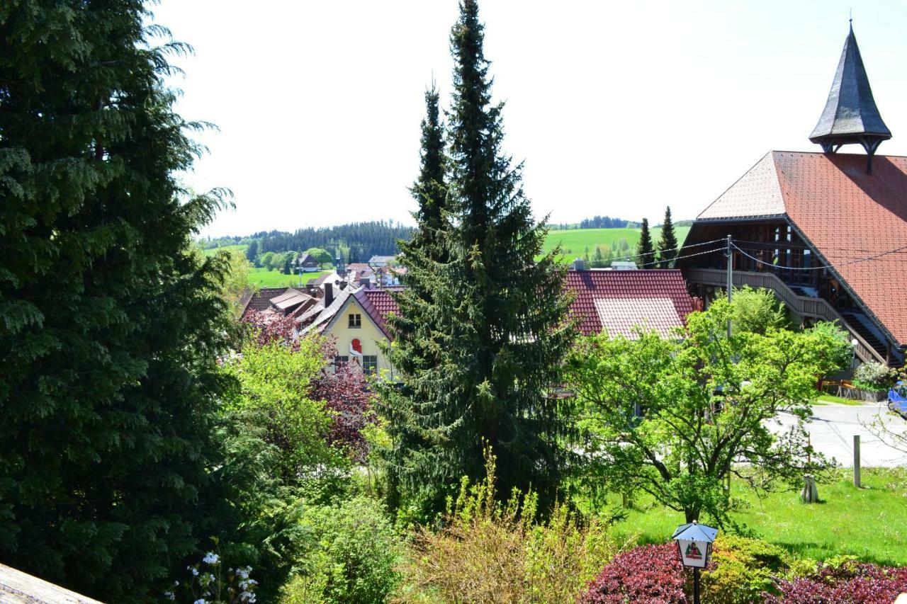Black Forest Rooms Grafenhausen Bagian luar foto